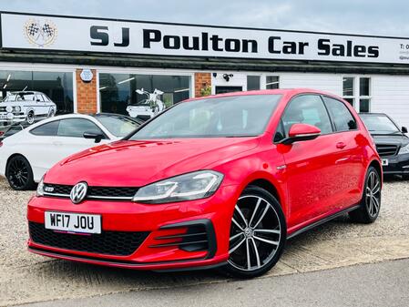 VOLKSWAGEN GOLF 2.0 TDI BlueMotion Tech GTD