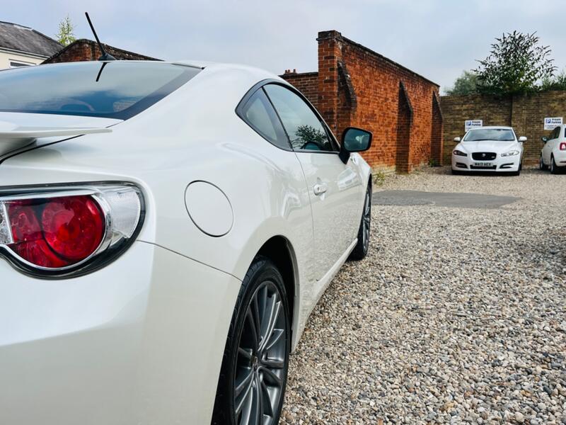 TOYOTA GT86