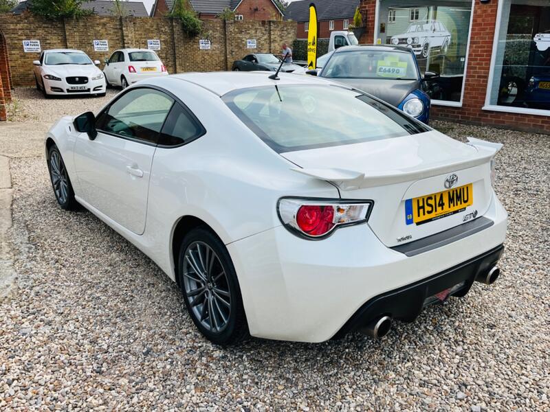 TOYOTA GT86