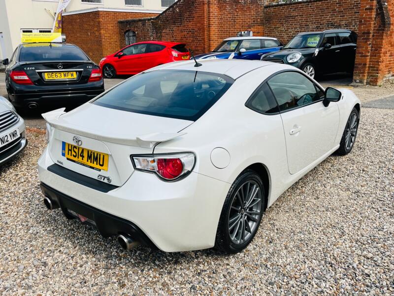 TOYOTA GT86