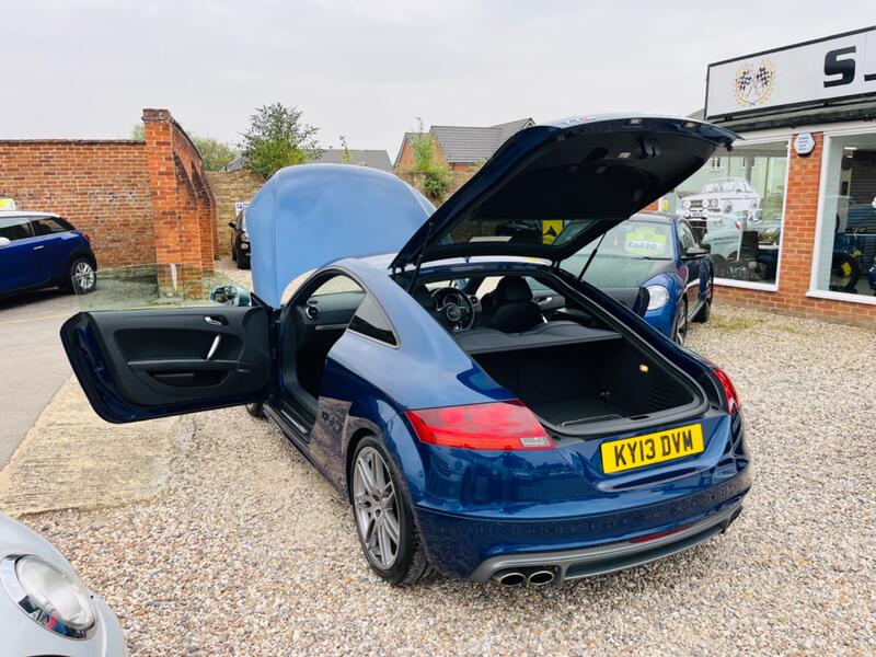 AUDI TTS