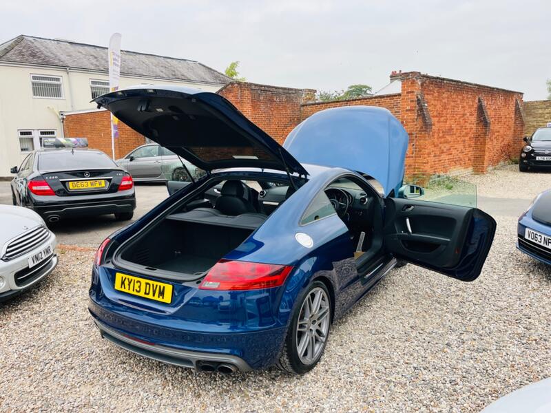 AUDI TTS