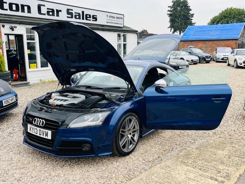 AUDI TTS