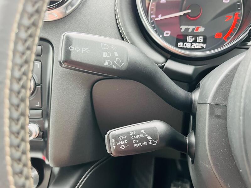 AUDI TTS