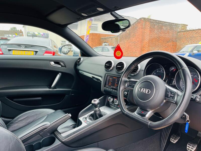 AUDI TTS
