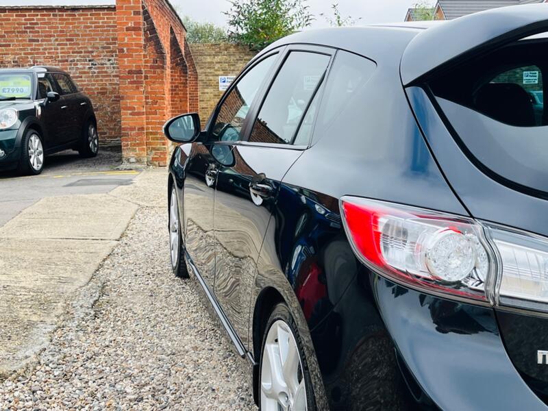 MAZDA MAZDA3