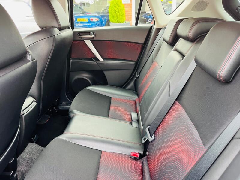 MAZDA MAZDA3