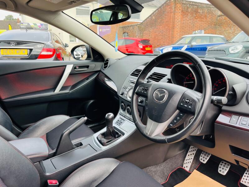 MAZDA MAZDA3