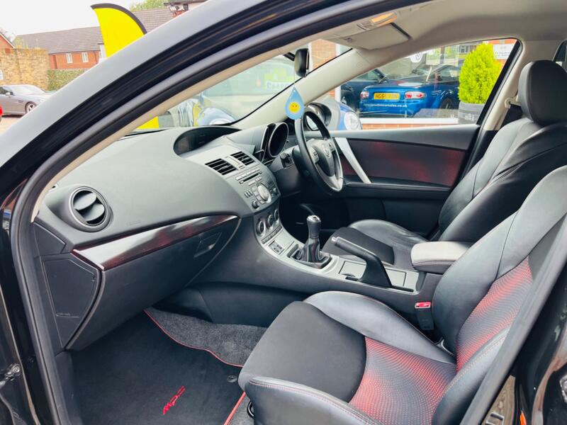 MAZDA MAZDA3