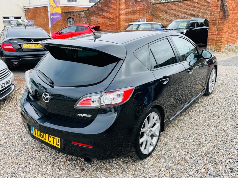 MAZDA MAZDA3