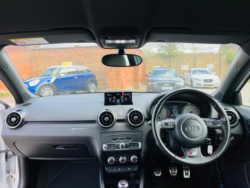 AUDI S1