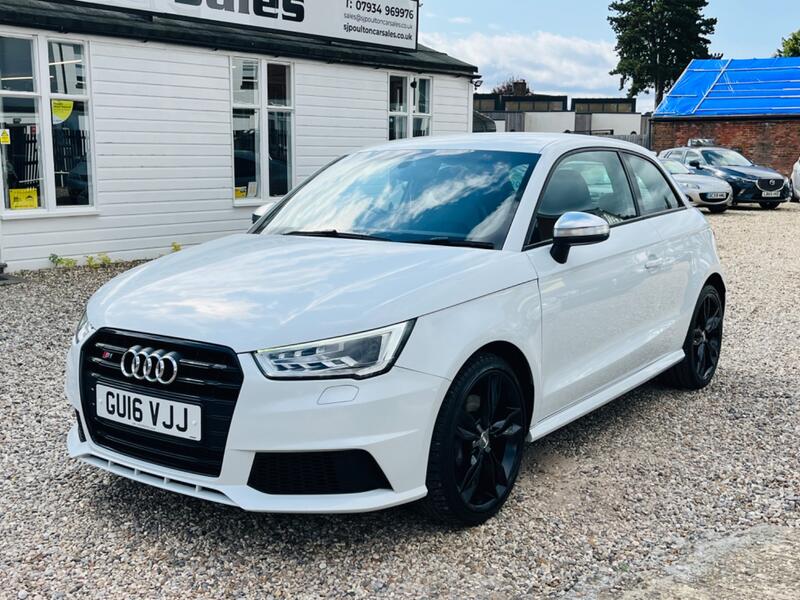AUDI S1