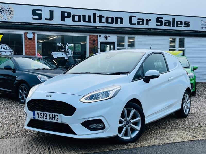 FORD FIESTA VAN 1.5 TDCi Sport