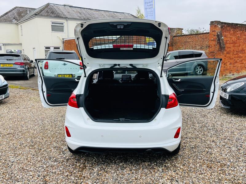 FORD FIESTA VAN