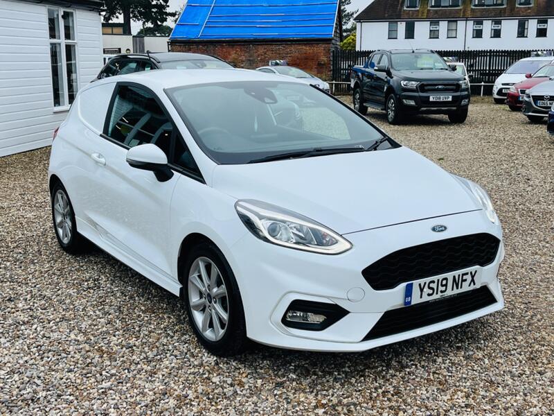 FORD FIESTA VAN