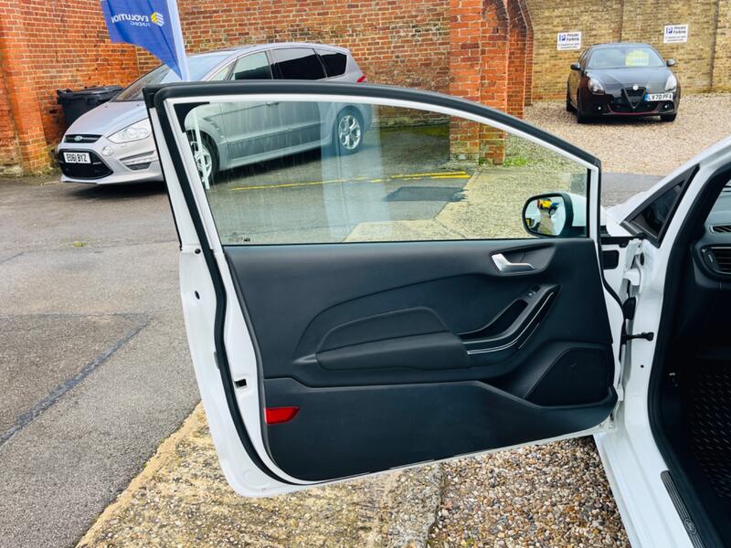 FORD FIESTA VAN