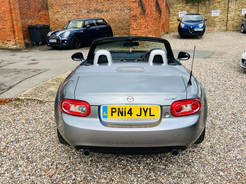 MAZDA MX-5
