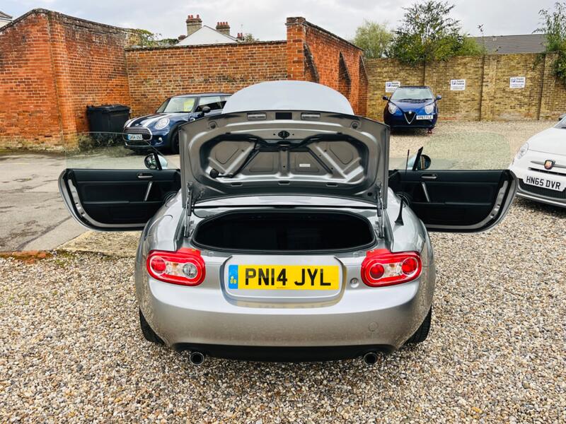 MAZDA MX-5