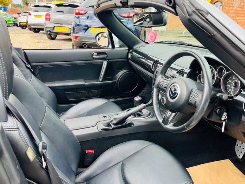 MAZDA MX-5