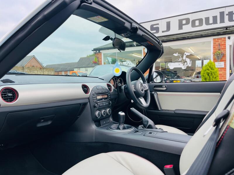 MAZDA MX-5