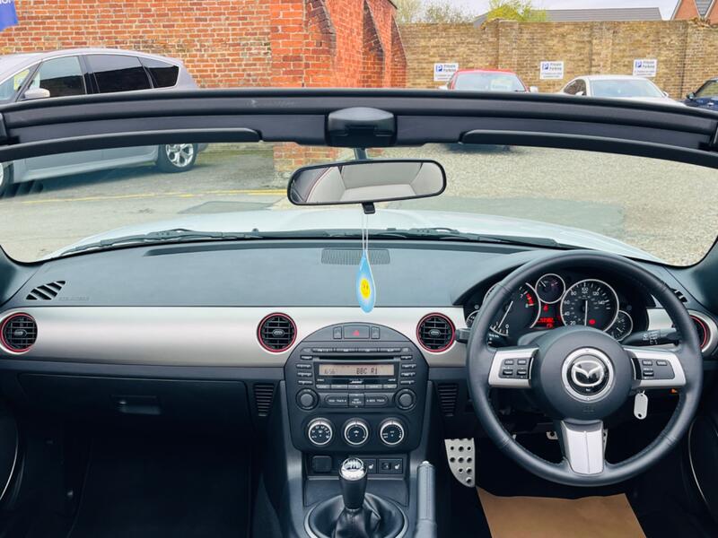 MAZDA MX-5