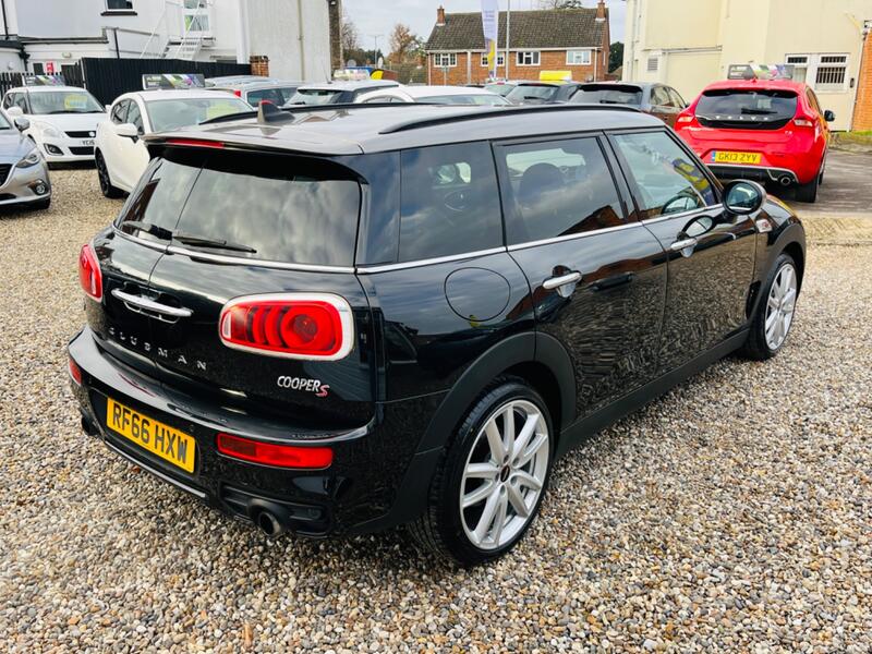 MINI CLUBMAN