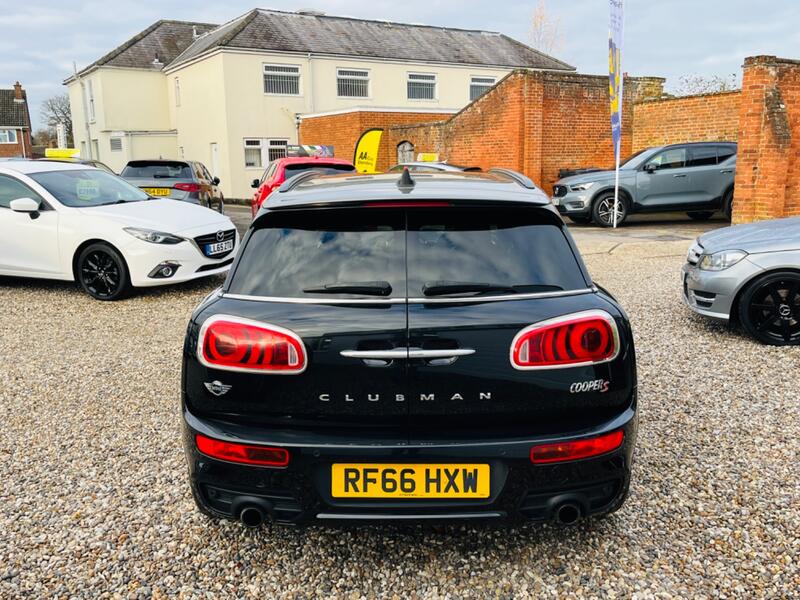 MINI CLUBMAN