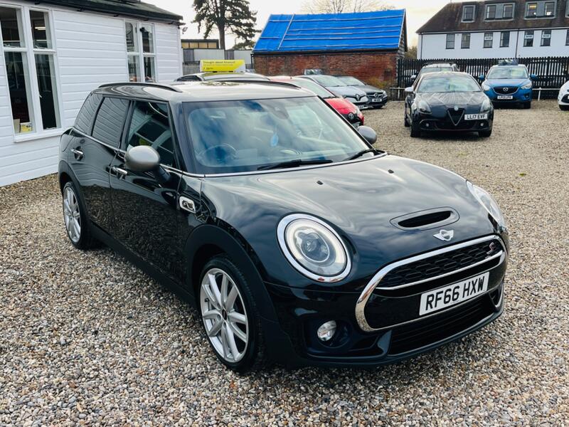 MINI CLUBMAN