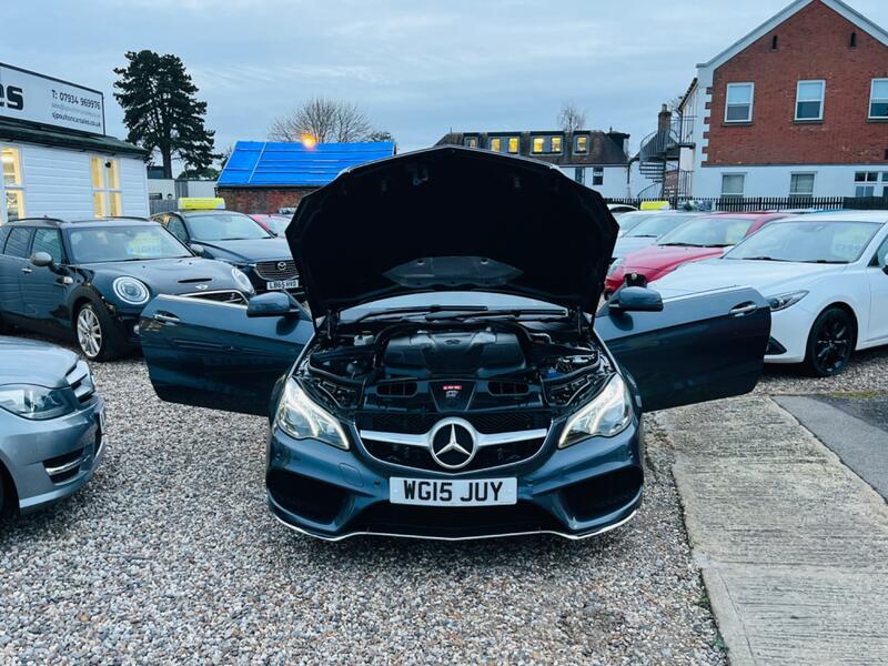 MERCEDES-BENZ E CLASS