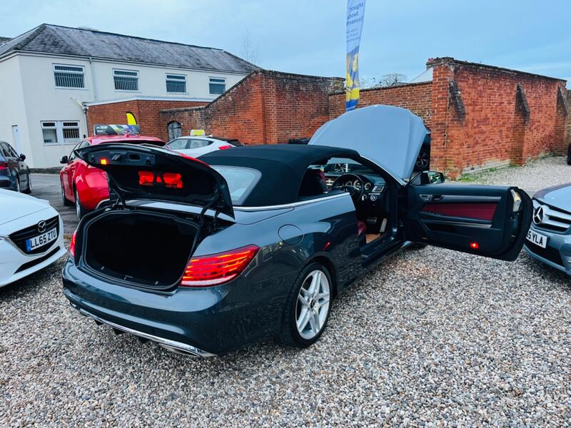MERCEDES-BENZ E CLASS