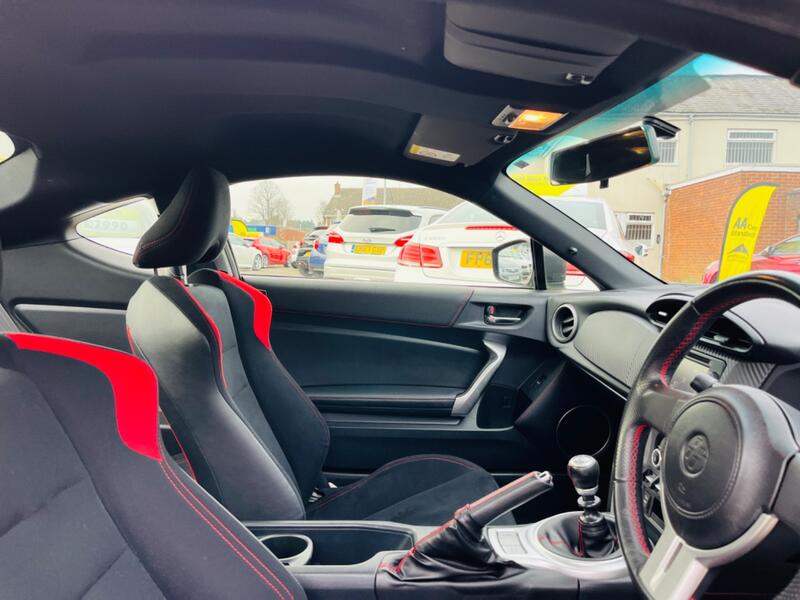 TOYOTA GT86