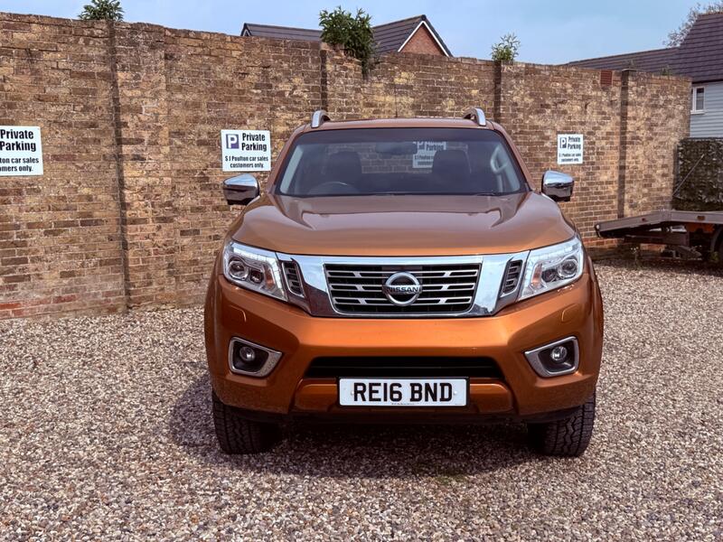 NISSAN NAVARA