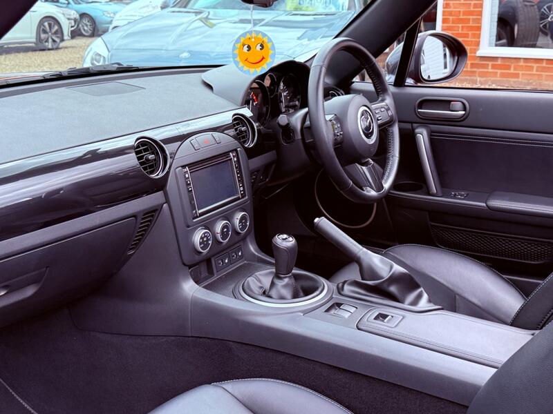 MAZDA MX-5
