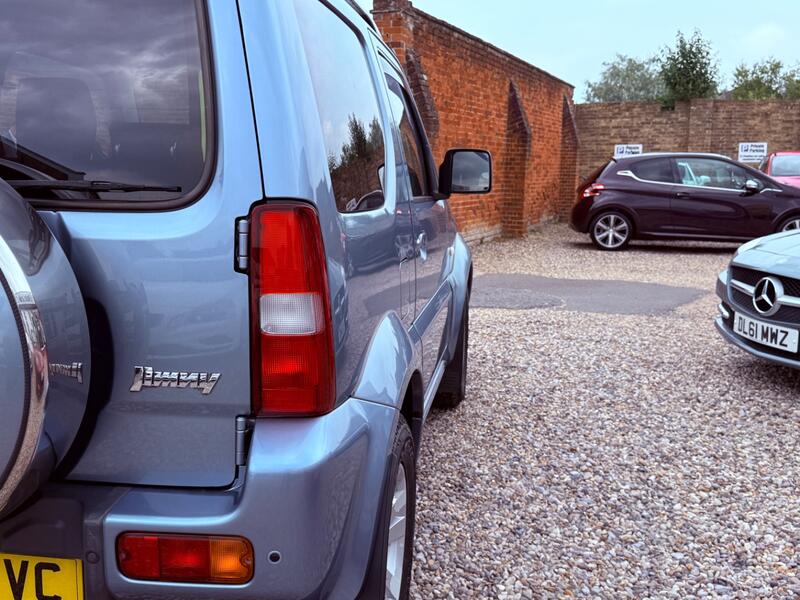 SUZUKI JIMNY
