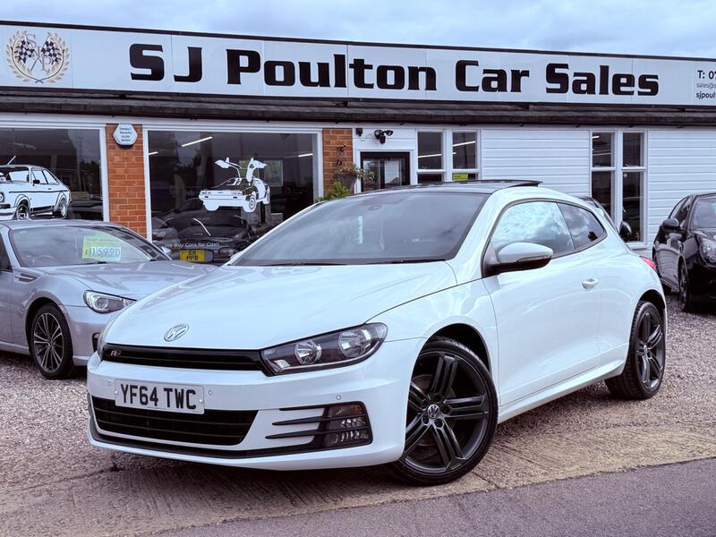 VOLKSWAGEN SCIROCCO 2.0 TSI BlueMotion Tech R-Line
