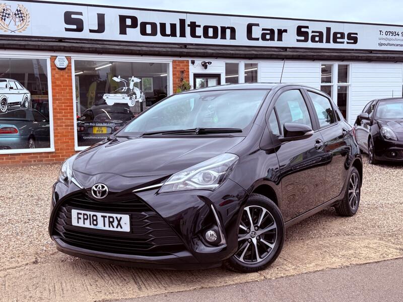 TOYOTA YARIS 1.5 VVT-i Icon Tech